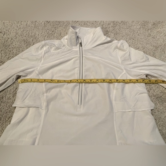 Lululemon - White Long-Sleeve Zip Top with Mesh Accents - Size 10 - Picture 7 of 9
